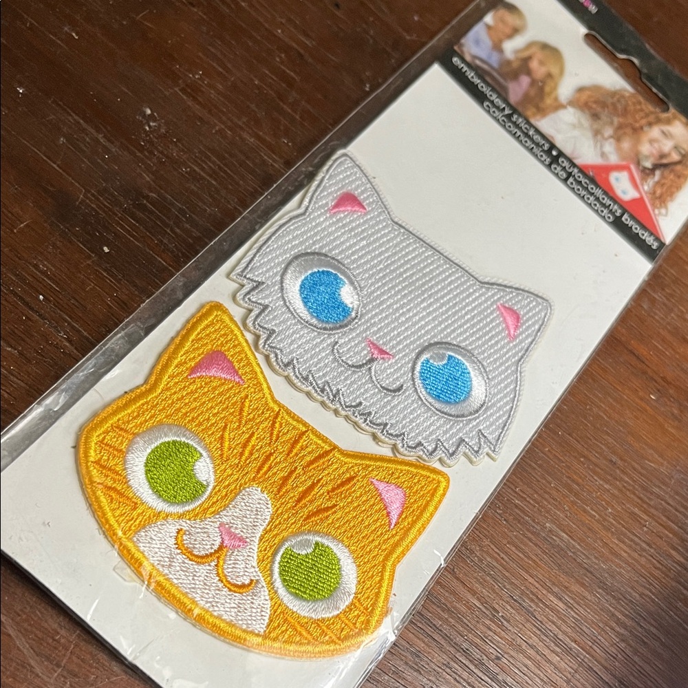 3/$15🍄Whimsical Cat Patch Duo